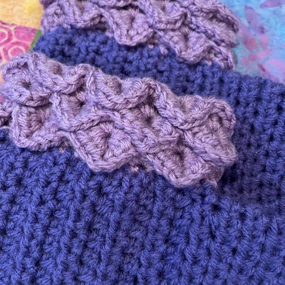 Handmade Slippers - Picture 3 of 4